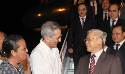 KPV-Generalsekretär Trong trifft Kubas Staatspräsident Raul Castro